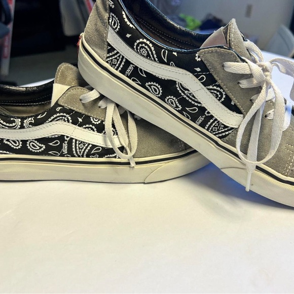 Vans Other - Vans Black and White Paisley Sneakers